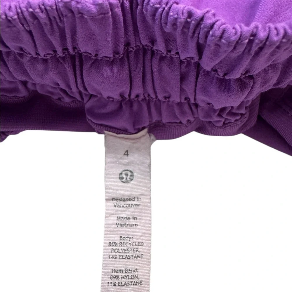 Lululemon Hotty Hot Shorts Low Rise Purple - Picture 6 of 7